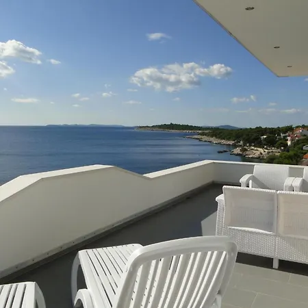 Perla 1 By Interhome Lejlighed Mitlo