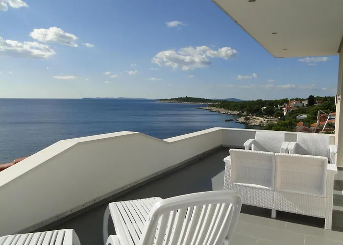 Perla 1 By Interhome Lejlighed Mitlo